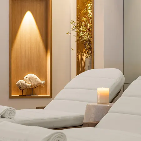 Black Door Appart hôtel 4*