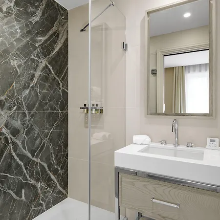 Appart hôtel Black Door 4*