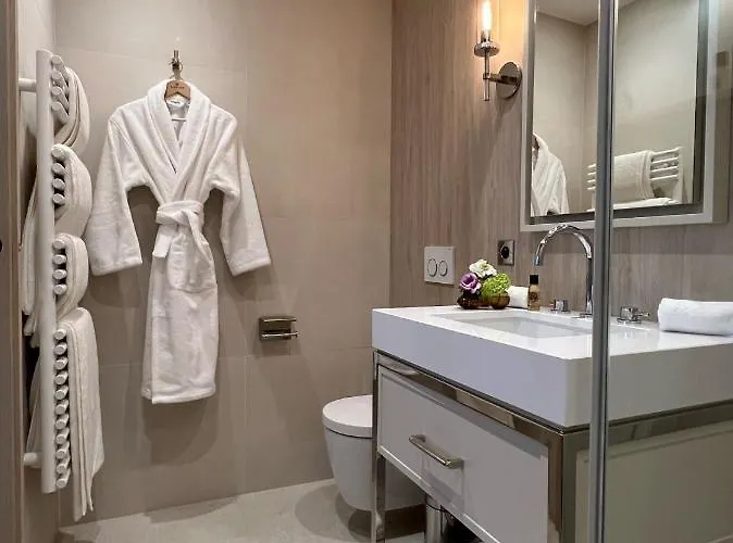 Apartahotel Black Door