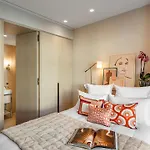 Aparthotel Black Door 4*