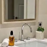 Aparthotel Black Door 4*